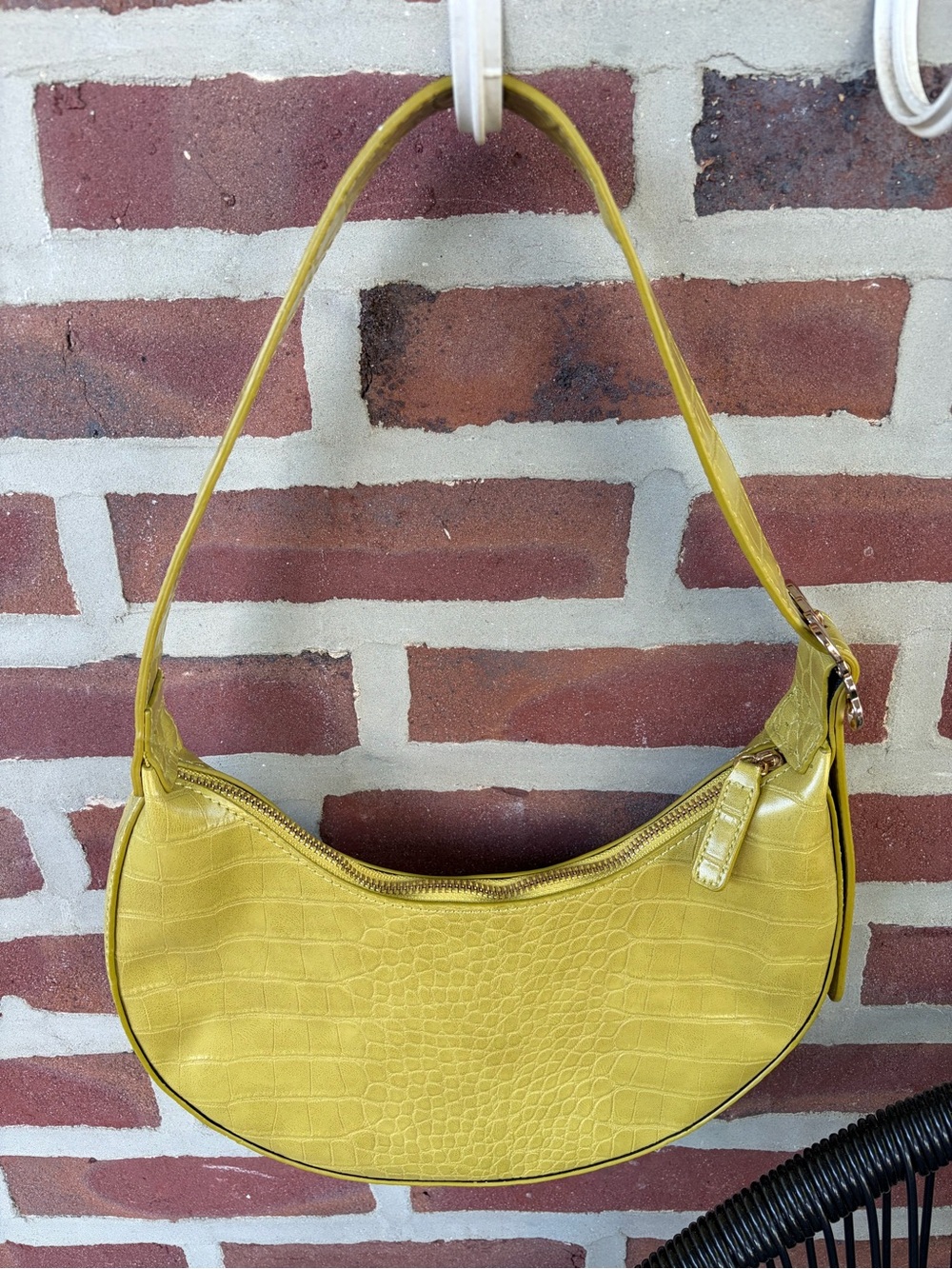 Urban Outfitters Croc Mid Baguette Shoulder Bag (Green/Yellow)